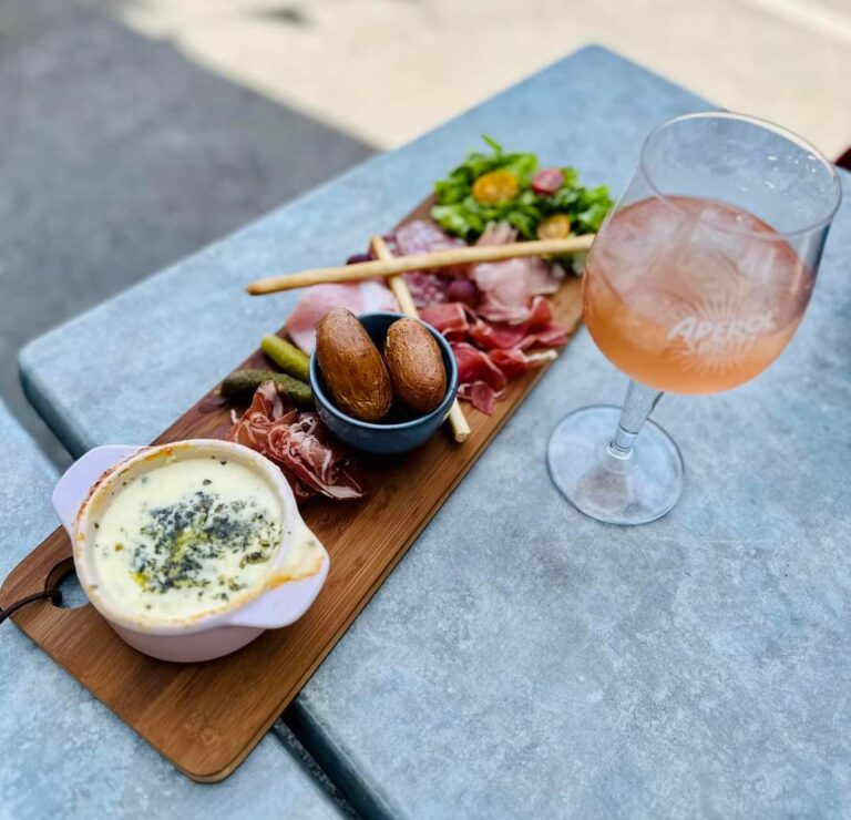 FB IMG 1697384780317 768x740