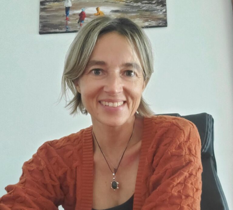 20221010 163330 modifee 768x693